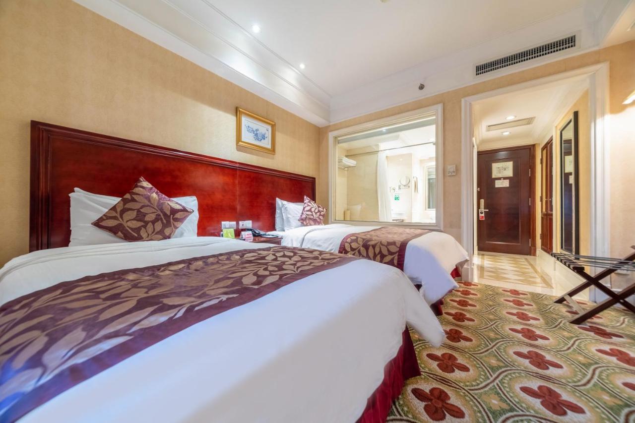 Ramada Yichang Hotel Exteriér fotografie