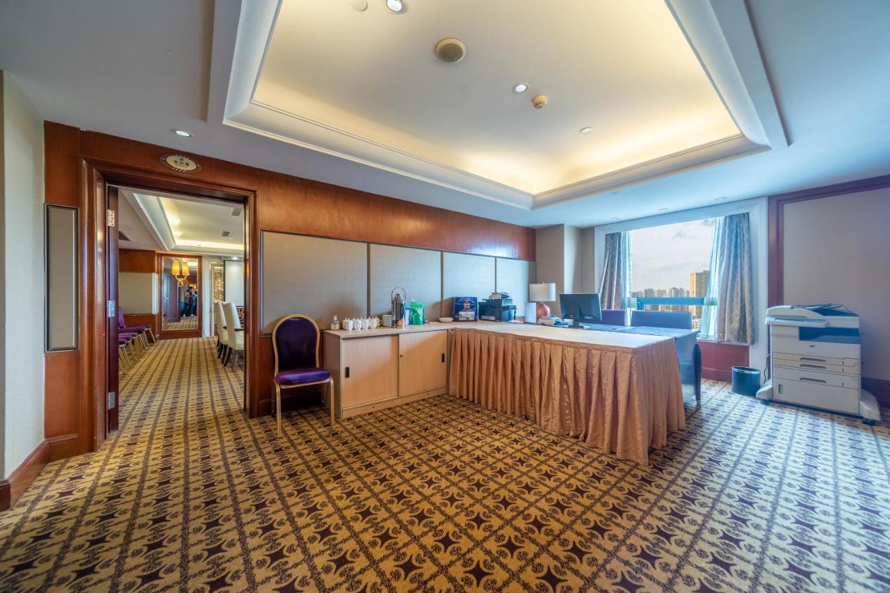 Ramada Yichang Hotel Exteriér fotografie