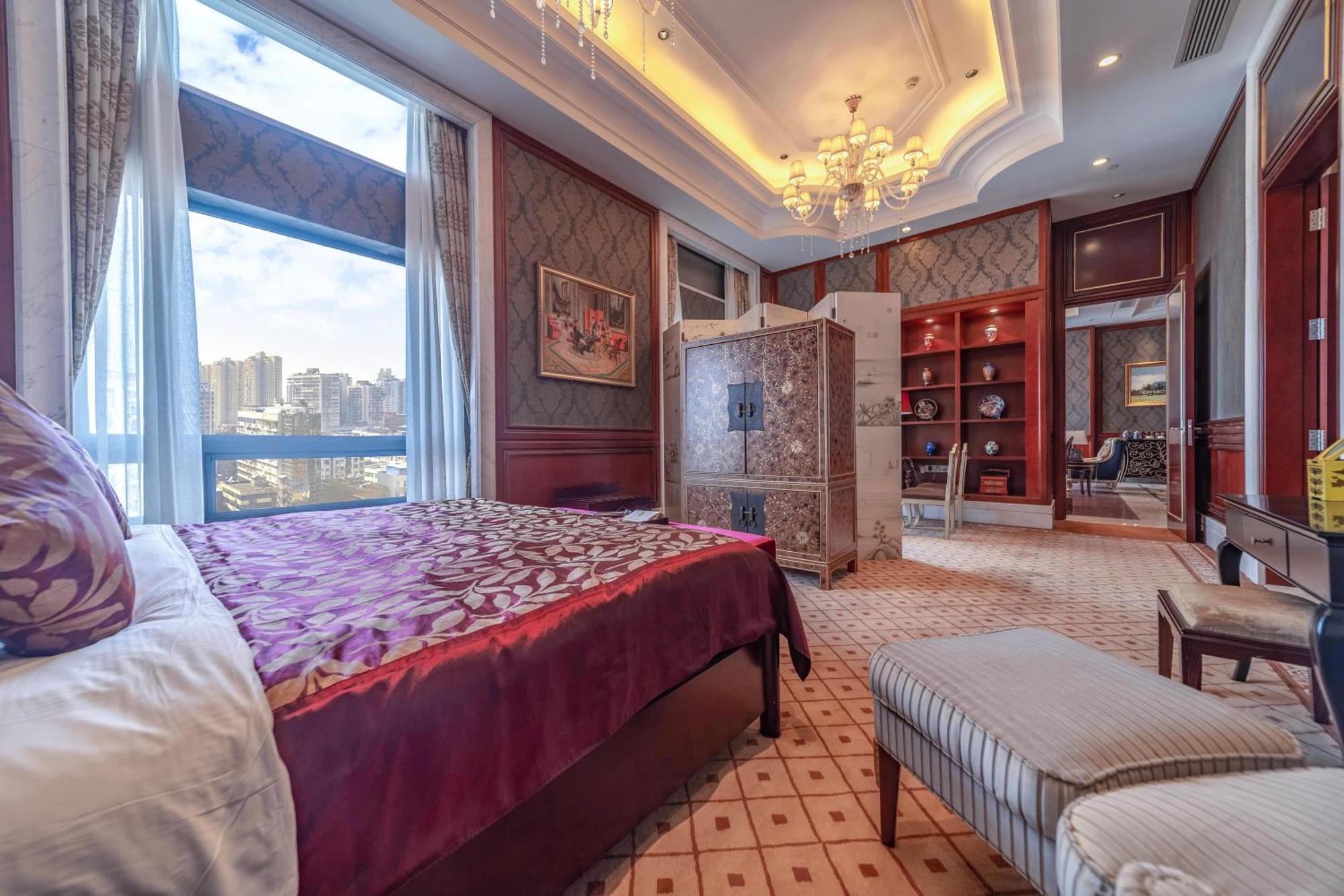 Ramada Yichang Hotel Exteriér fotografie