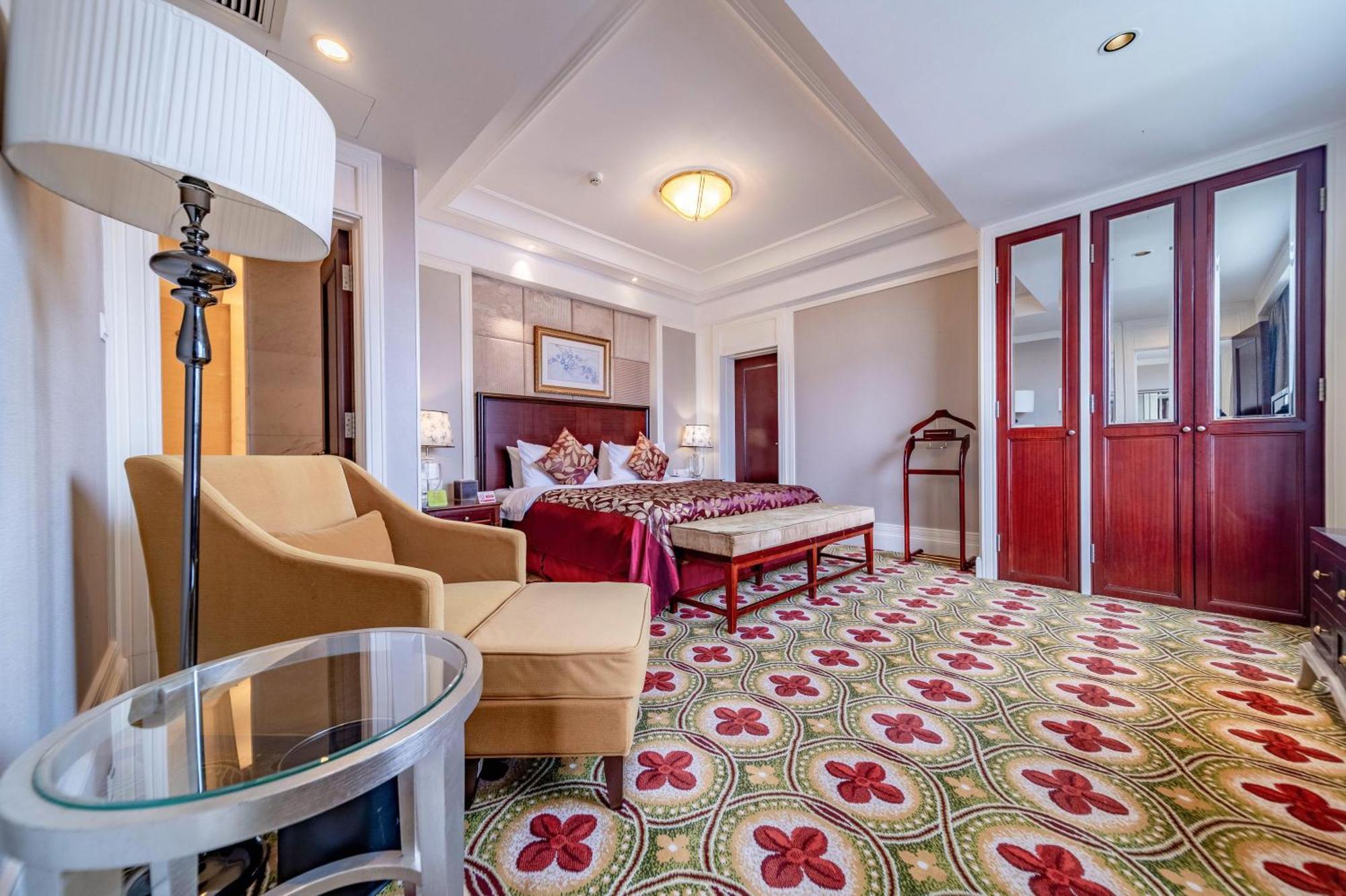 Ramada Yichang Hotel Exteriér fotografie